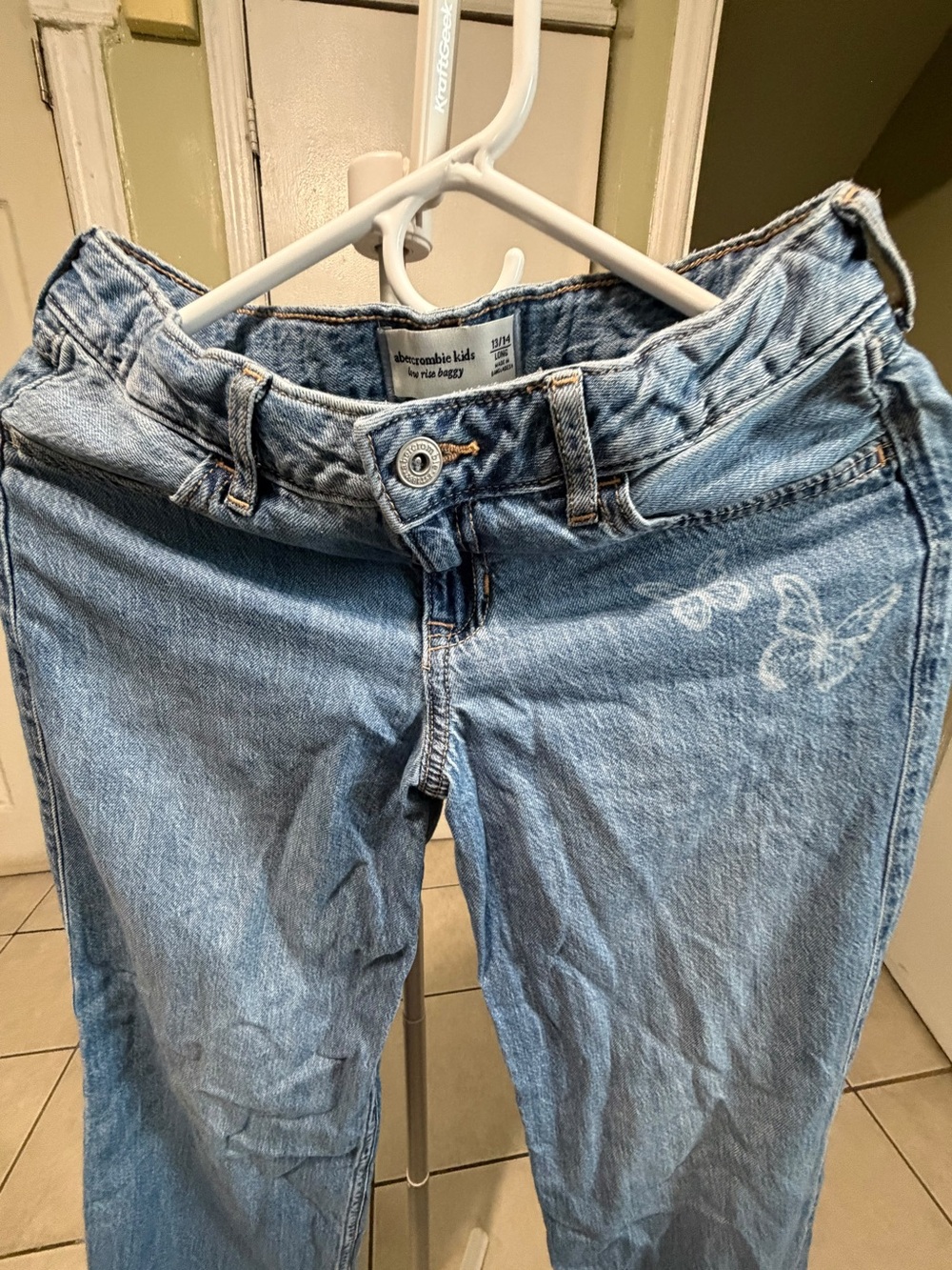 abercrombie kids Light Blue Bootcut Jeans with Butterfly Accent size 13/14 Long